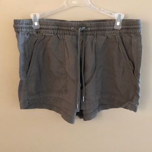 Drawstring shorts